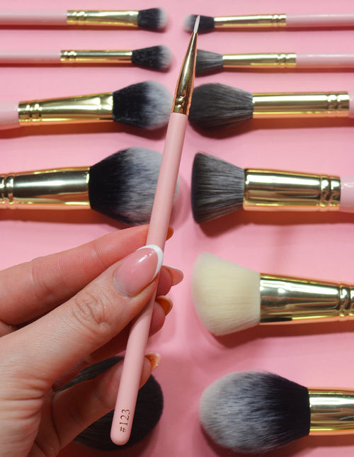 Fine Tip Precision Liner Brush #123 by P. Louise Cosmetics