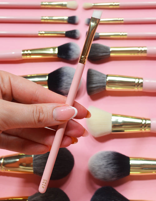 Angled Liner Brush #125 by P. Louise Cosmetics