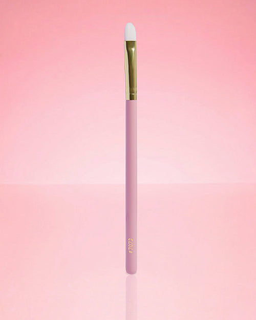 #7072 Small Flat Carver Brush by P. Louise Cosmetics