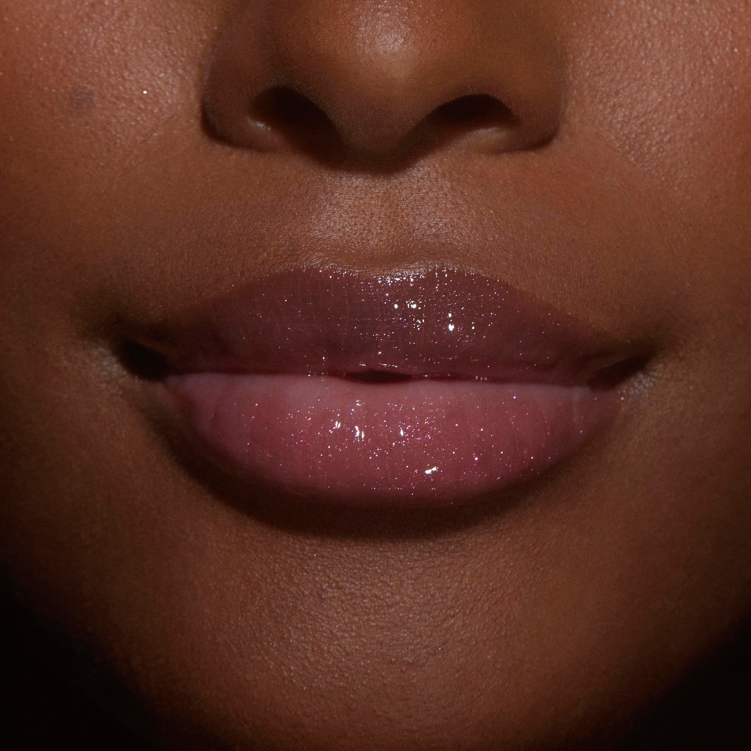 Supple Kiss Lip Glaze