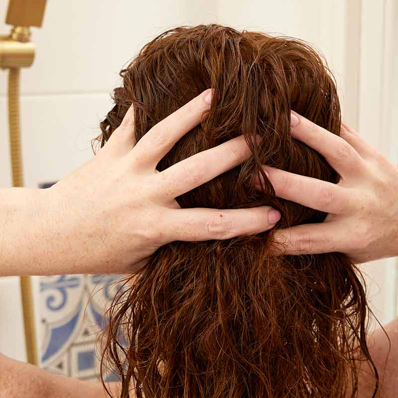Healthy Scalp Exfoliating Treatment With Australian Desert Lime by Alpha-H