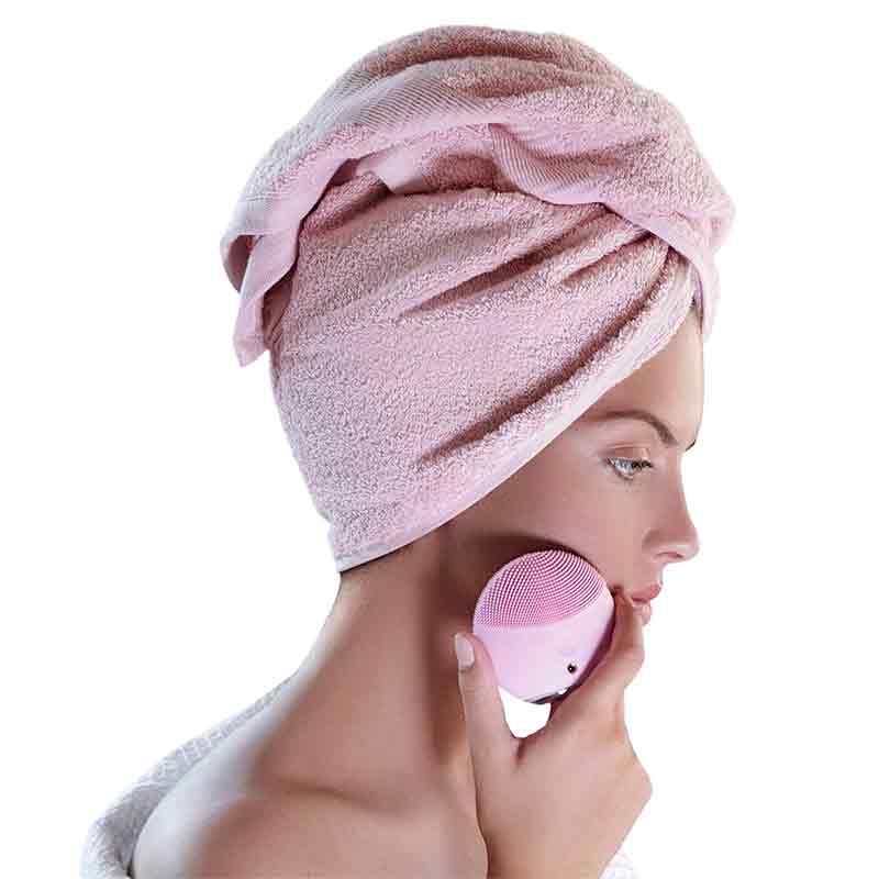 LUNA Mini 3 Facial Cleansing Brush by Foreo