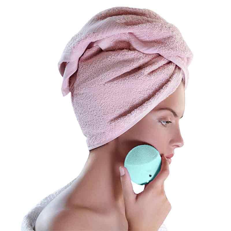 LUNA Mini 3 Facial Cleansing Brush by Foreo