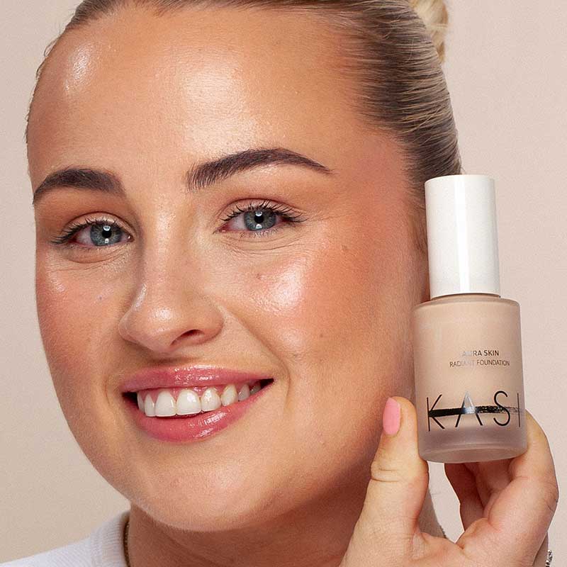 Aura Skin Radiant Foundation
