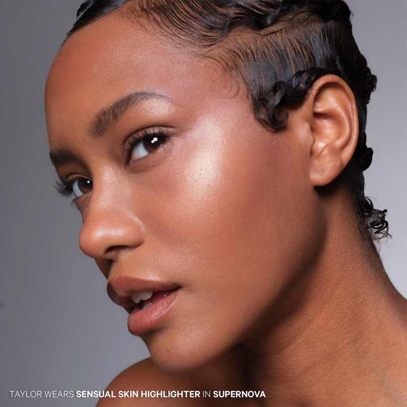 The Sensual Skin Highlighter by Kevyn Aucoin
