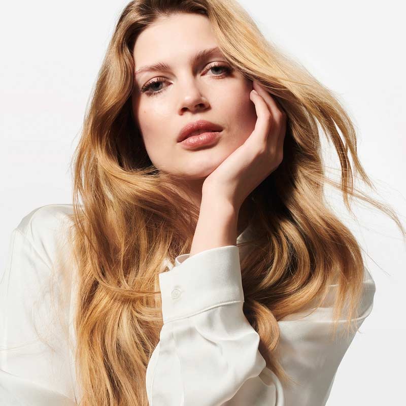 Oil Reflections Light Luminous Reflective Oil For Fine To Medium Hair by Wella Professionals